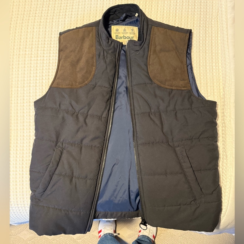 LIKE NEW: Men’s Barbour Vest